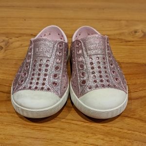 Toddler size 5 Native Jefferson Bling - Pink